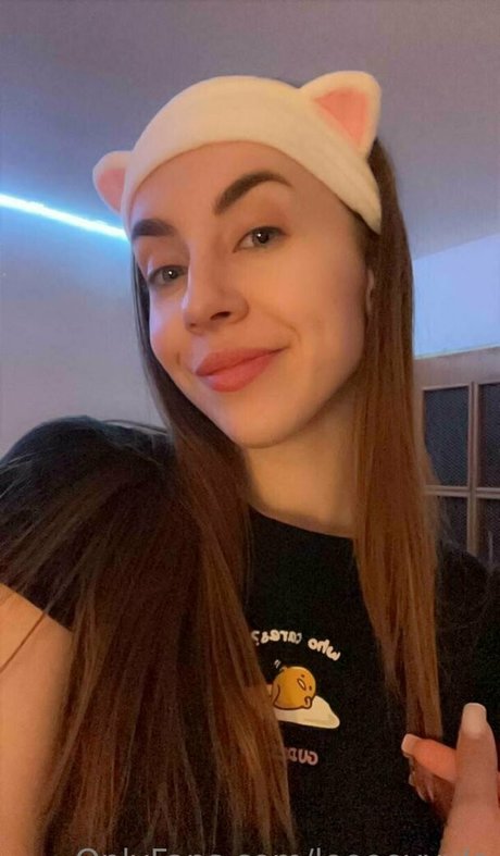 leeeeyyyla pornstar naked galleries