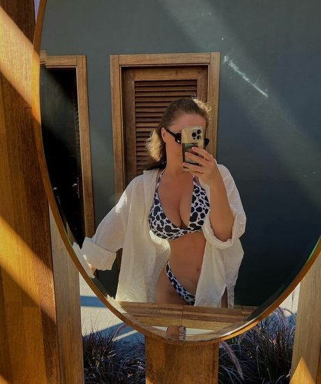 fat tits onlyfans erotic gallery