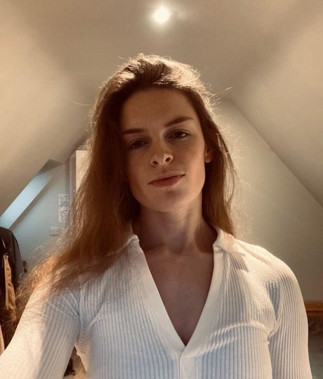 Leonovababy pornstar erotic photos