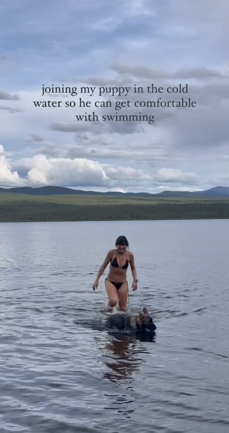 Eva Zu Beck exclusive star pic