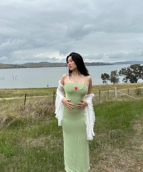 Vicki Mranrr erotic actress images