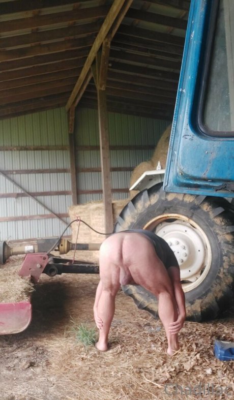 chadillac42 nice model pic