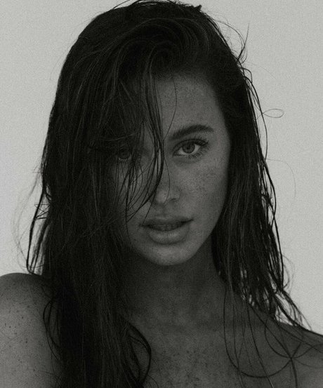 Sarah Waddles art star pics