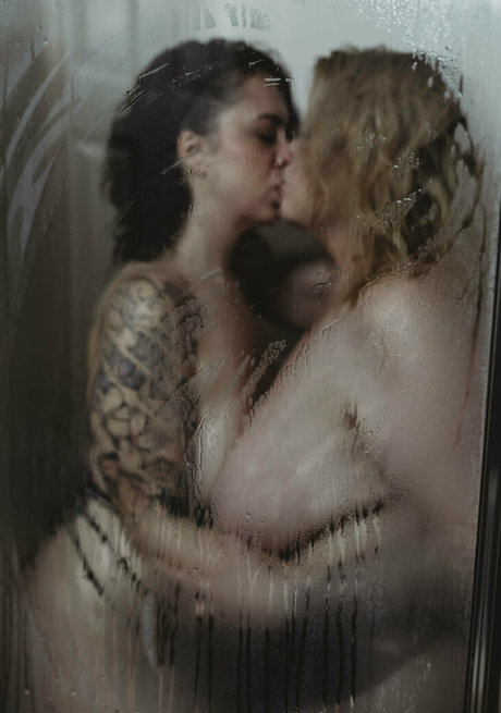 miss emm xoxo model sexy photos