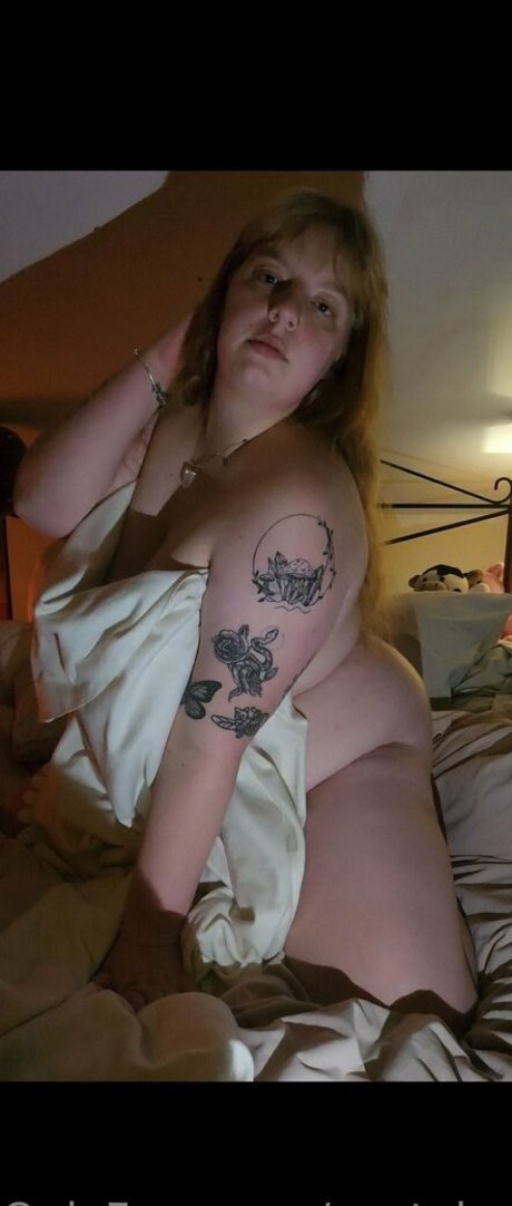 pastelpeachie sexy star photo