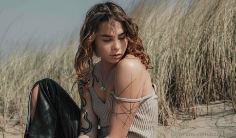 poly luna model beautiful image