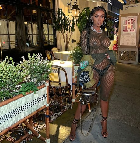 Erica Mena naked star photos