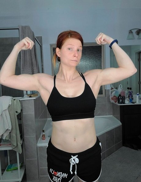 Accent Kisses model pornographic archive