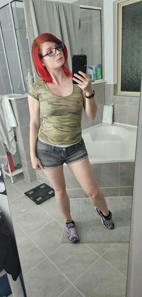 famous female onlyfans adult photo