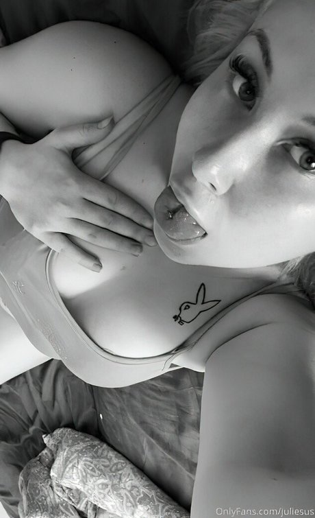 Juliesus exclusive star galleries