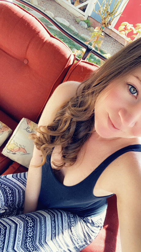 nevamore model porn photo