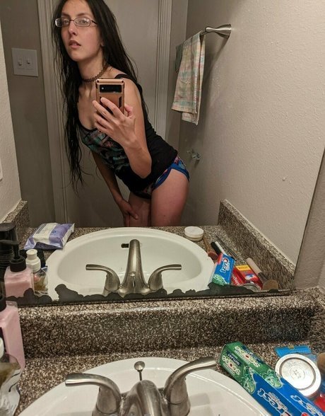 pregnant teacher onlyfans free nude picture