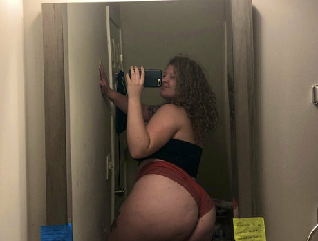 scorpiheauxx star pretty photo