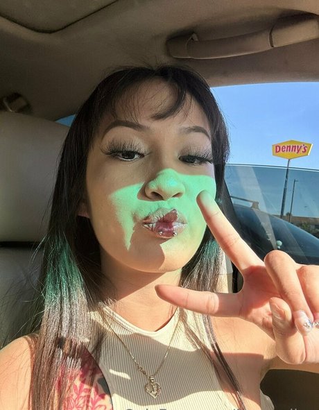 funsizeling xxx actress img