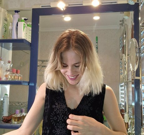 emmachloee star free img