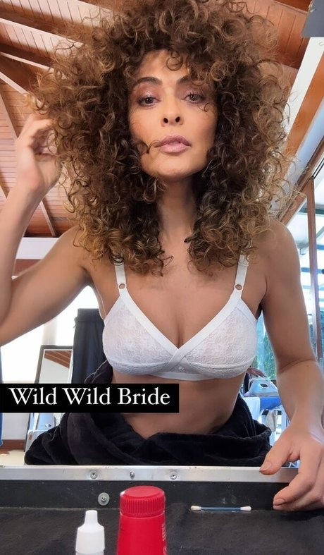 curly ebony onlyfans nudes image