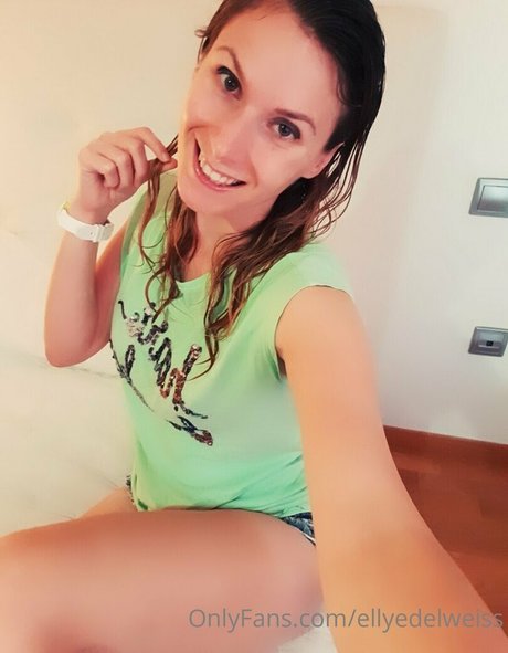 ellyedelweiss nude model pictures