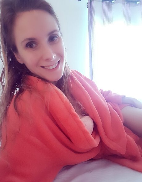 ellyedelweiss xxx pornstar gallery