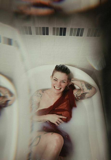 gemidemure beautiful pornstar pics