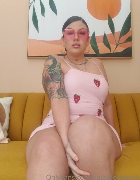 daisydolldoesit art model img