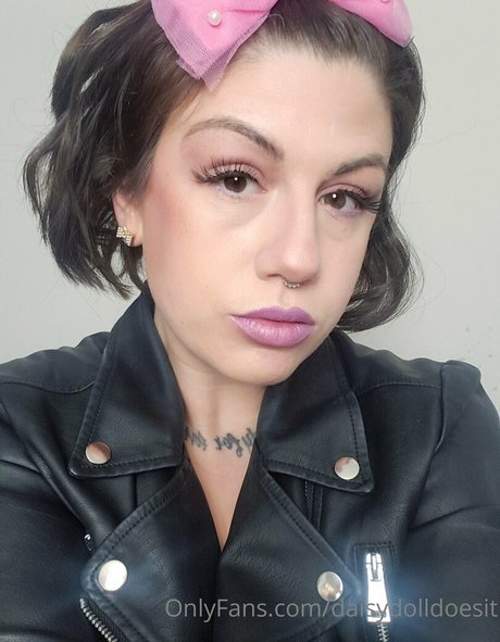 daisydolldoesit model high quality pic