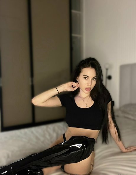 nadivipp model adult photo