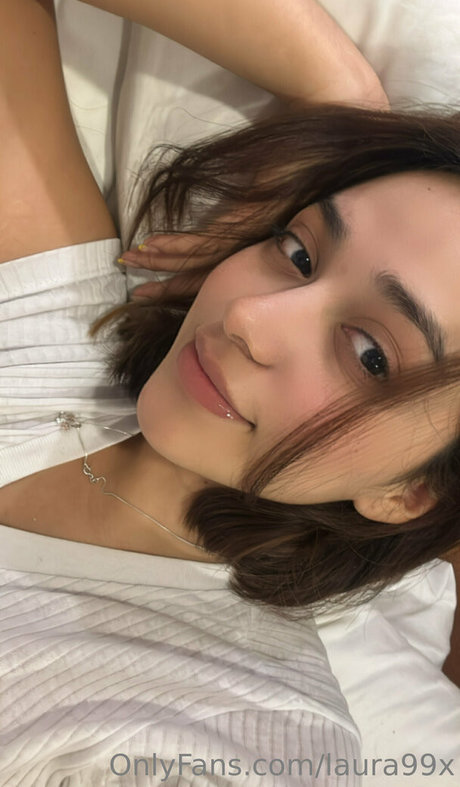 laura99x high quality star image