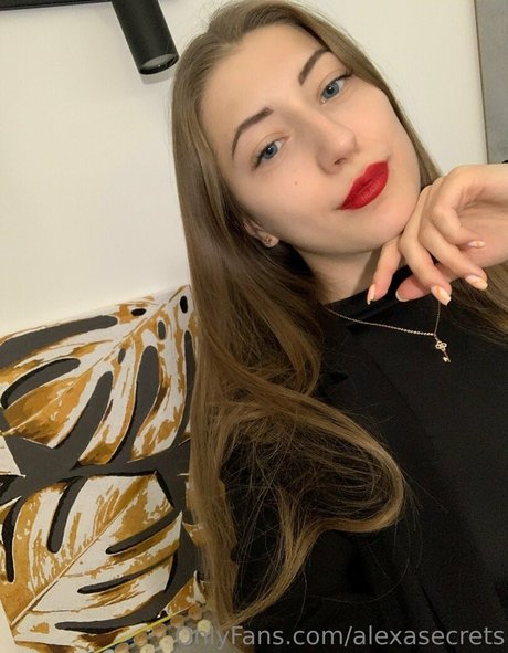 alexasecrets nice model image