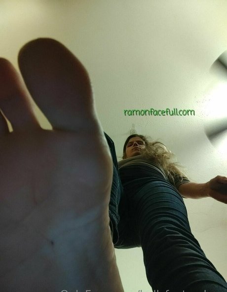 bellsfeetandass high quality pornstar pics