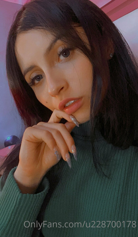 charlotte19y model xxx img