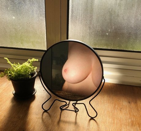 aatalante pornstar beautiful photo