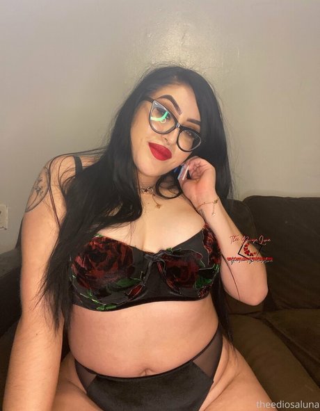 Theediosaluna beautiful actress photos