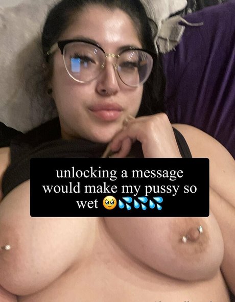 Theediosaluna model art picture