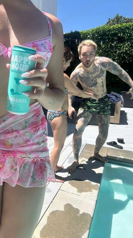 lesbian feet onlyfans best gallery