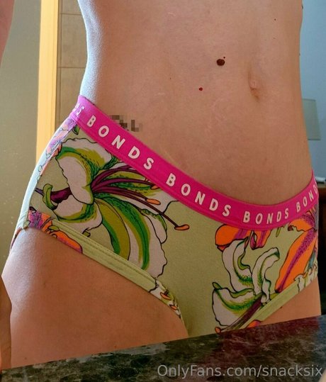 snacksixfree nice model pics