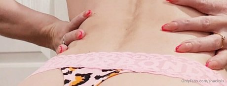 snacksixfree sex model picture