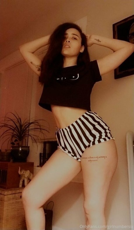 girlnumbersix star adult picture