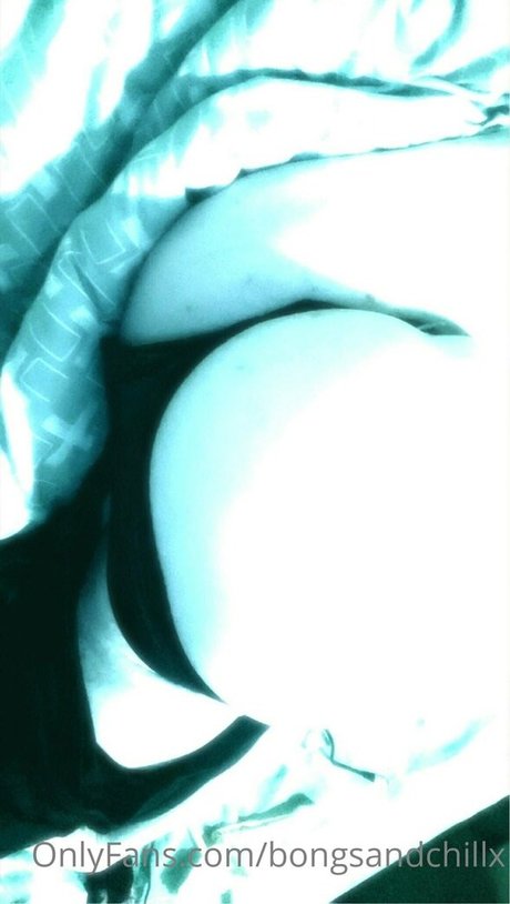 bongsandchillx perfect pornstar img
