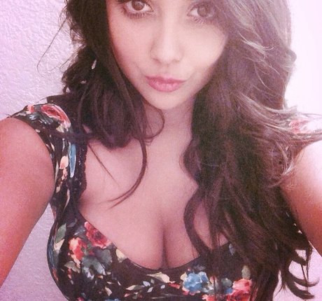 mature squirt onlyfans art porn archive