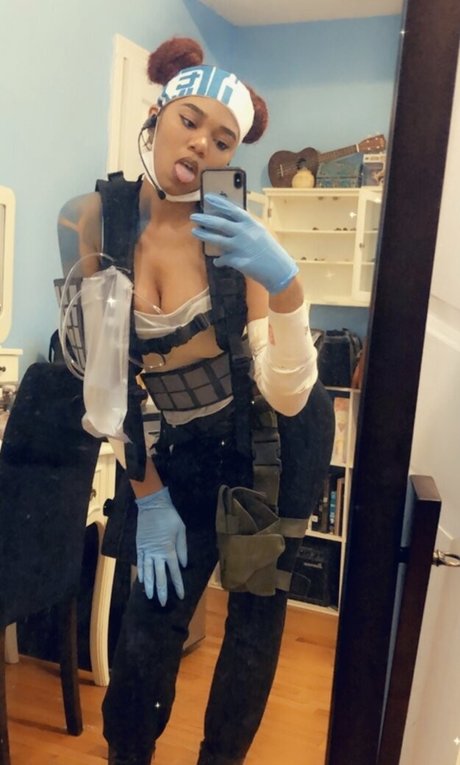 light onlyfans free nude images