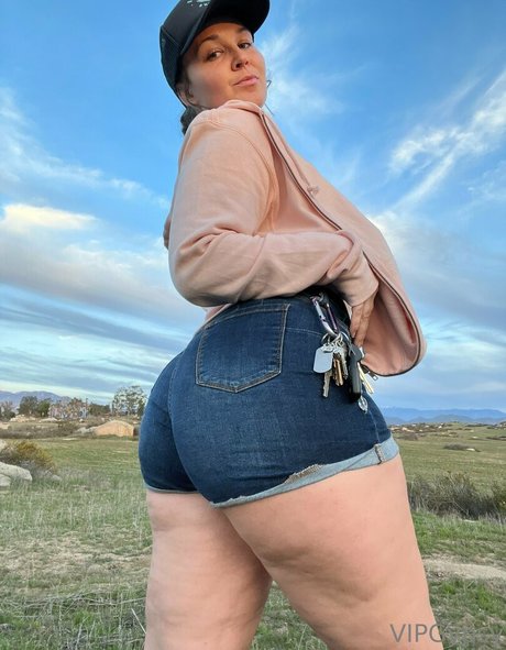 courtneylynnfree star high quality gallery