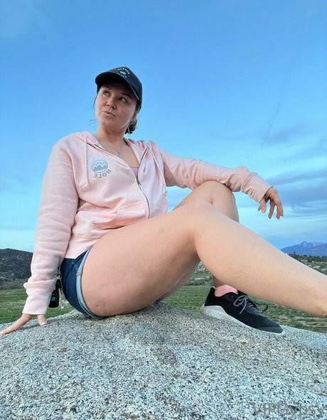 saggy milf onlyfans exclusive images