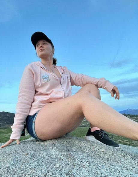 courtneylynnfree art pornstar img