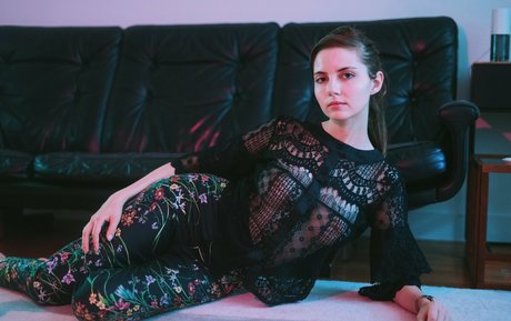 liararouxxxx pornographic star galleries