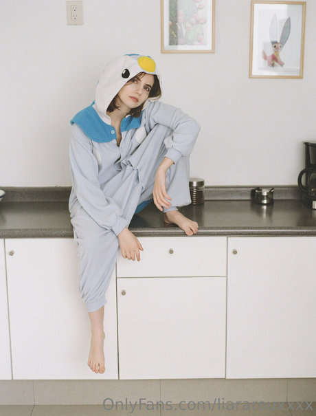 liararouxxxx pornstar beautiful picture