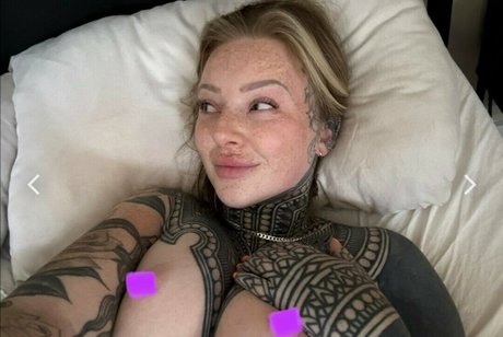 Ty4living model photo