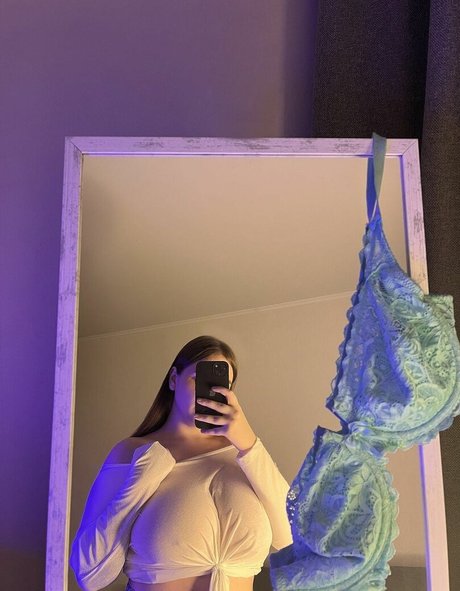 Sweet Me10n pornstar free pic