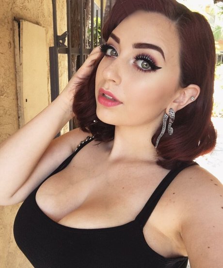 Joanne Rose sexy actress pics