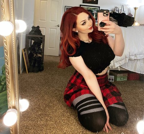 Joanne Rose model hd img