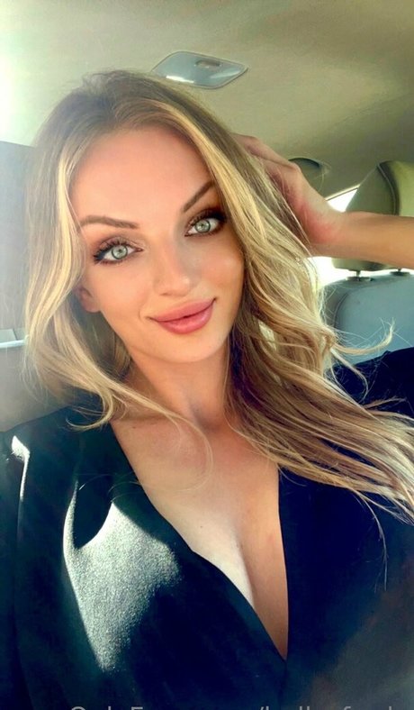 holly fordx model pretty pic